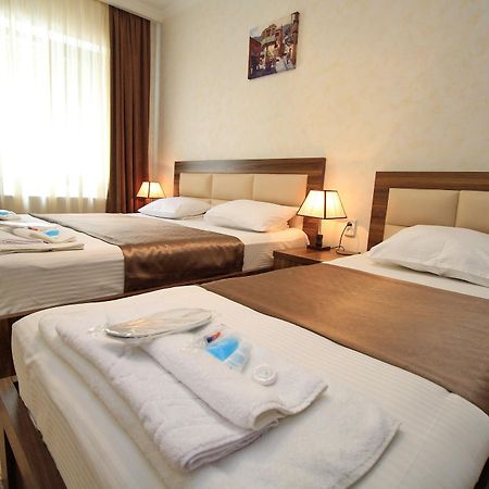 Tiflis House Hotel Ngoại thất bức ảnh