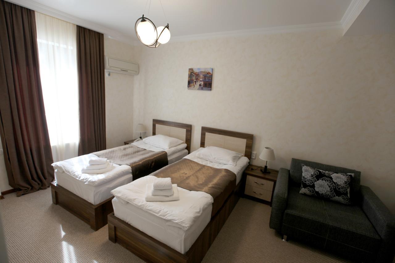 Tiflis House Hotel Ngoại thất bức ảnh